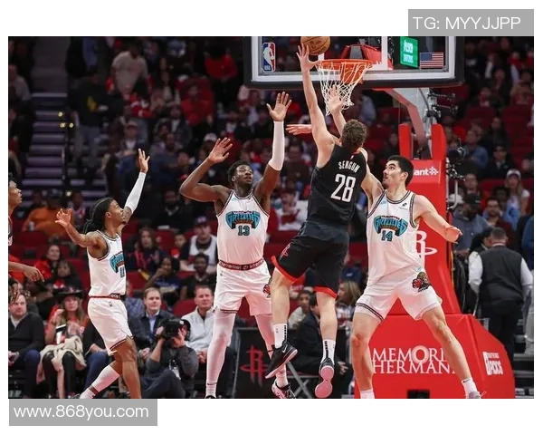 2018年10月3日火箭队对决强敌的精彩比赛回顾与分析 2018年10月3日火箭队对决强敌的精彩比赛回顾与分析