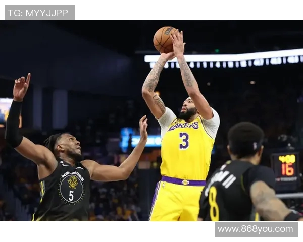 2018年7月6日勇士与湖人激战回顾：精彩瞬间与赛场亮点全解析