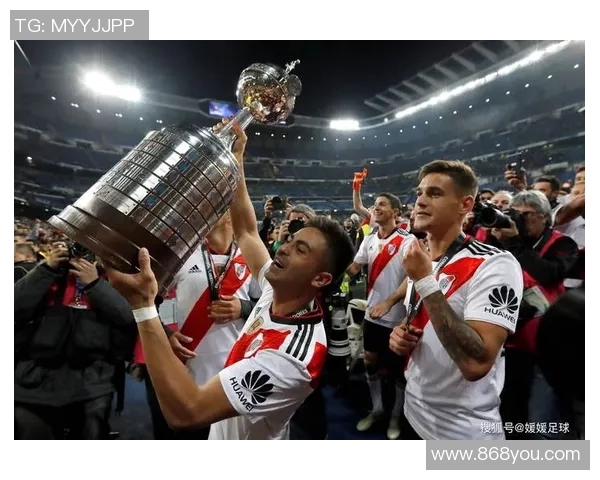 水晶体育与戈多伊克的激烈对决展现足球魅力与团队精神 水晶体育与戈多伊克的激烈对决展现足球魅力与团队精神